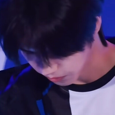 你皮衣忘了带走