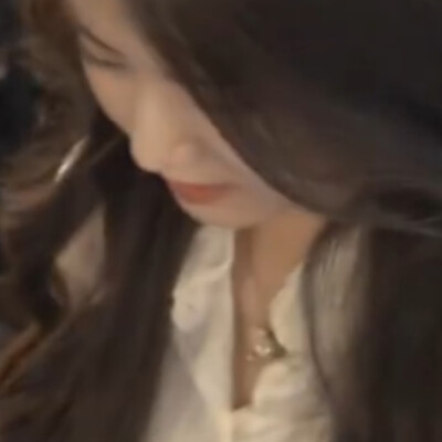 依旧是给我闺蜜截的