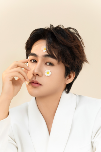 龙国兵的伤感头像黎平县水口镇网红男生头像黑白头像黎平网红博艺机械舞男生自拍照片