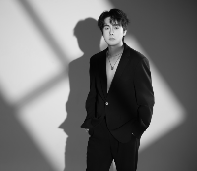 龙国兵的伤感头像黎平县水口镇网红男生头像黑白头像黎平网红博艺机械舞男生自拍照片