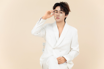 龙国兵的伤感头像黎平县水口镇网红男生头像黑白头像黎平网红博艺机械舞男生自拍照片