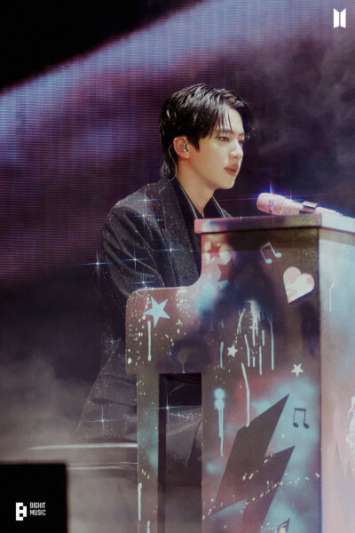 251119
官推更新硕珍相关
진 (Jin) ‘#RUNSEOKJIN_EP.TOUR_ENCORE' Photo Sketch