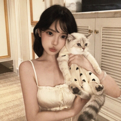 雅雅的图（拿图收藏点赞关注 白嫖滚）