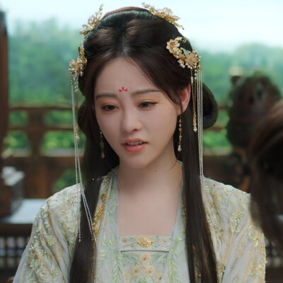 祝绪丹
书卷一梦