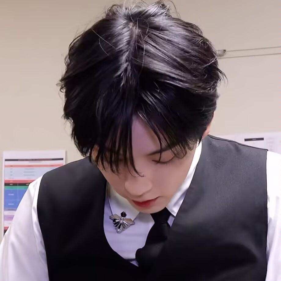 听不懂你说话的时候我会假装自己是一只兔