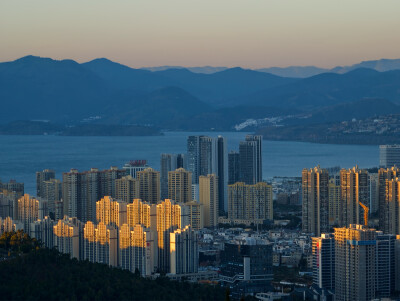 暮色回响 ​​​