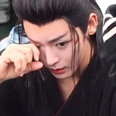 离开你一百个星期我回到了这里