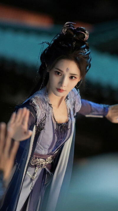 暗河传 慕雨墨 彭小苒