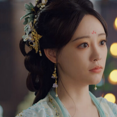 祝绪丹
书卷一梦