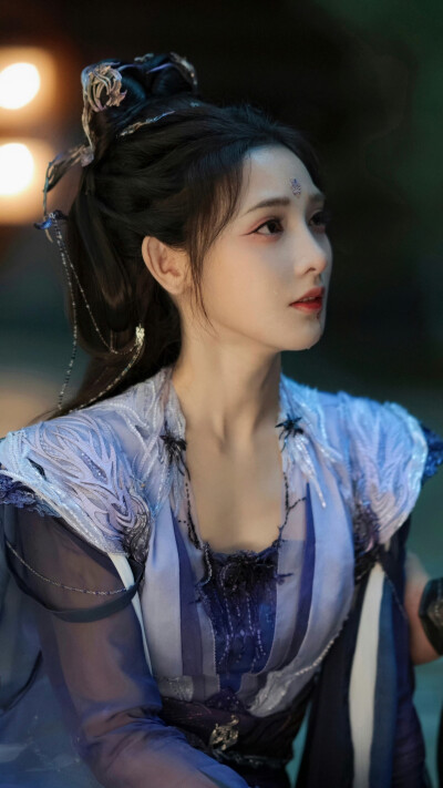 暗河传 慕雨墨 彭小苒