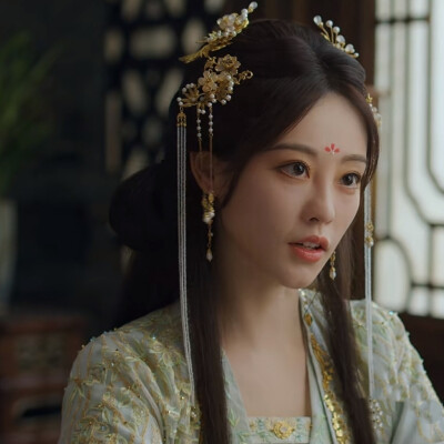 祝绪丹
书卷一梦