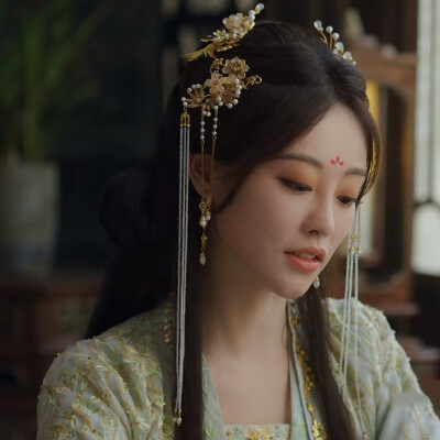 祝绪丹
书卷一梦