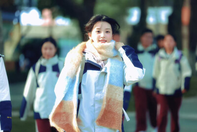 天才女友 *田曦薇 胡一天