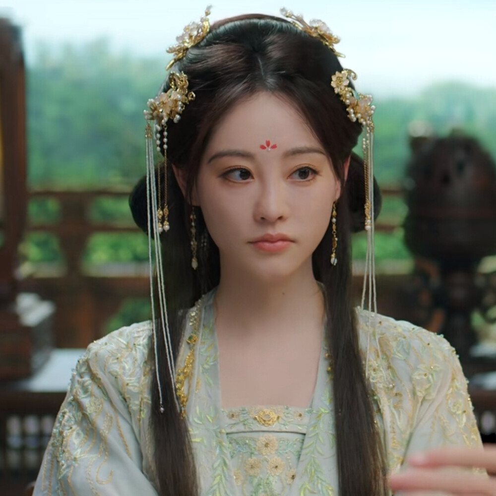 祝绪丹
书卷一梦