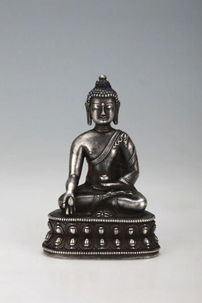 清乾隆  银药师佛坐像观复博物馆藏