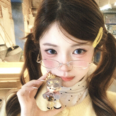 雅雅的图（拿图收藏点赞关注 白嫖滚）