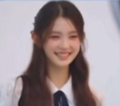 我承认她是天使只是偶尔有点笨