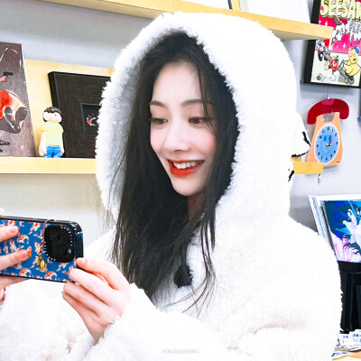 ｡ﾟ+.ღ(ゝ◡ ⚈᷀᷁ღ)