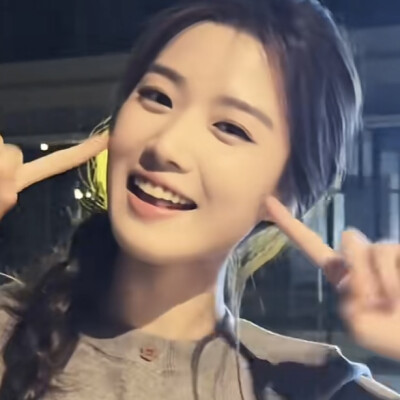 为什么你的眼睛总是亮晶晶