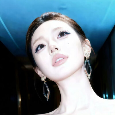 女生头像背景图搭配