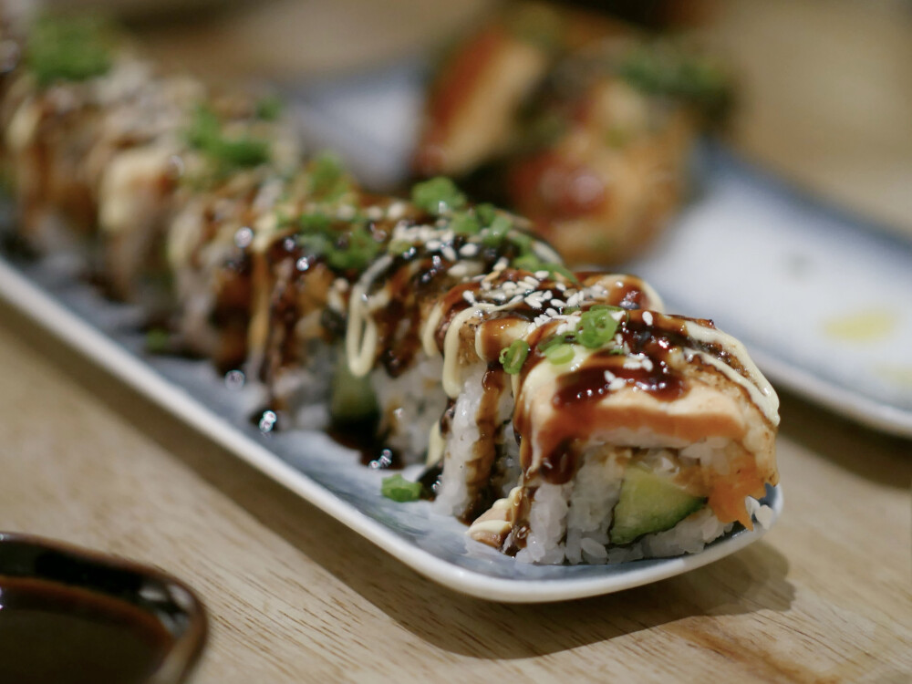 二刷鬼灭
这两年值得去影院二刷的电影实在是少
好在动物城2马上又要抬上来噜
自从泰业开了戏作寿司隔几天就要过来五蚂蚁毕竟焦糖鹅肝和星鳗摄人神魂
王狗把附近的瑞幸一家家问过去果然找到了沧海遗珠九柱杯店员看他是真爱又推出去一套谷子至此家里已经三套了…