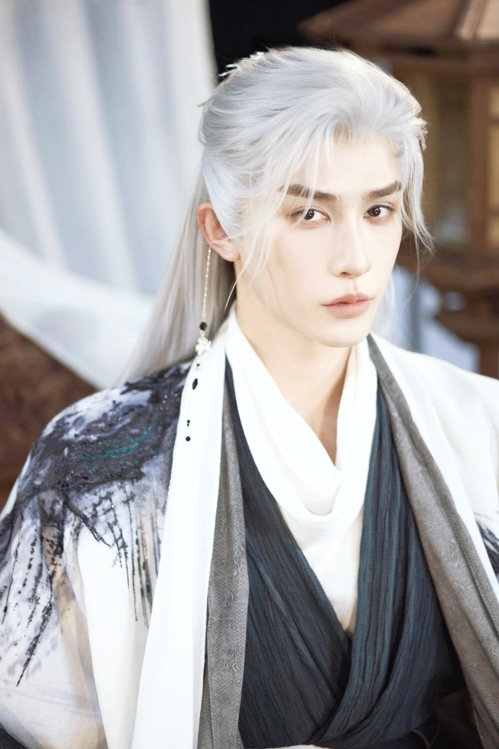 我是国师早逝的白月光 魏栩