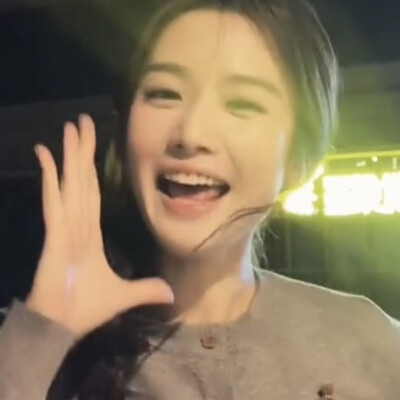 为什么你的眼睛总是亮晶晶