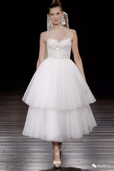 ​NAEEM KHAN 纳伊·姆汗2017婚纱系列