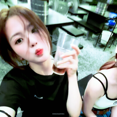 ｡ﾟ+.ღ(ゝ◡ ⚈᷀᷁ღ)