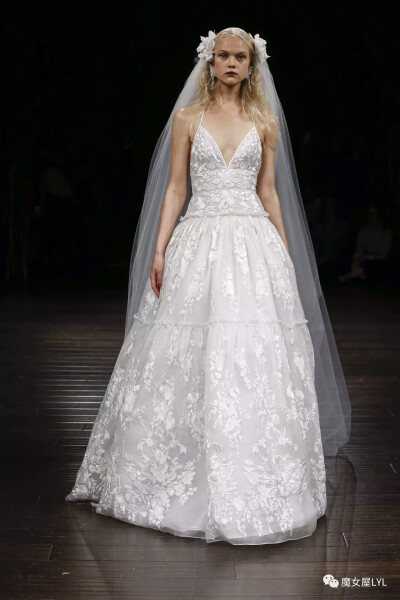 ​NAEEM KHAN 纳伊·姆汗2017婚纱系列