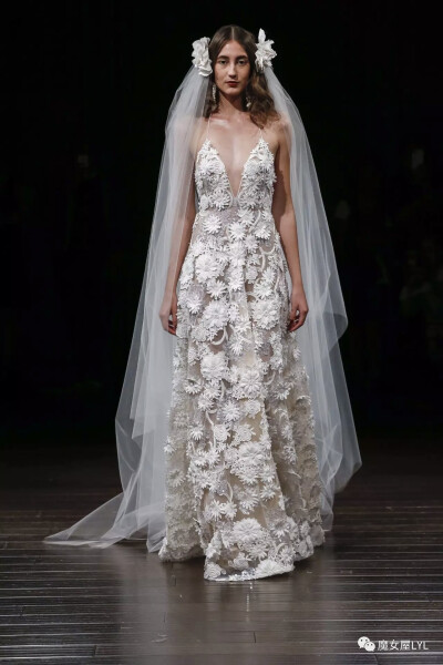 ​NAEEM KHAN 纳伊·姆汗2017婚纱系列