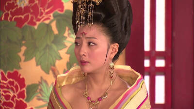 第三十三集 殷桃
杨贵妃秘史 杨玉环