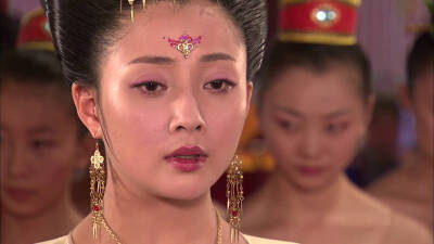 第三十三集 殷桃
杨贵妃秘史 杨玉环