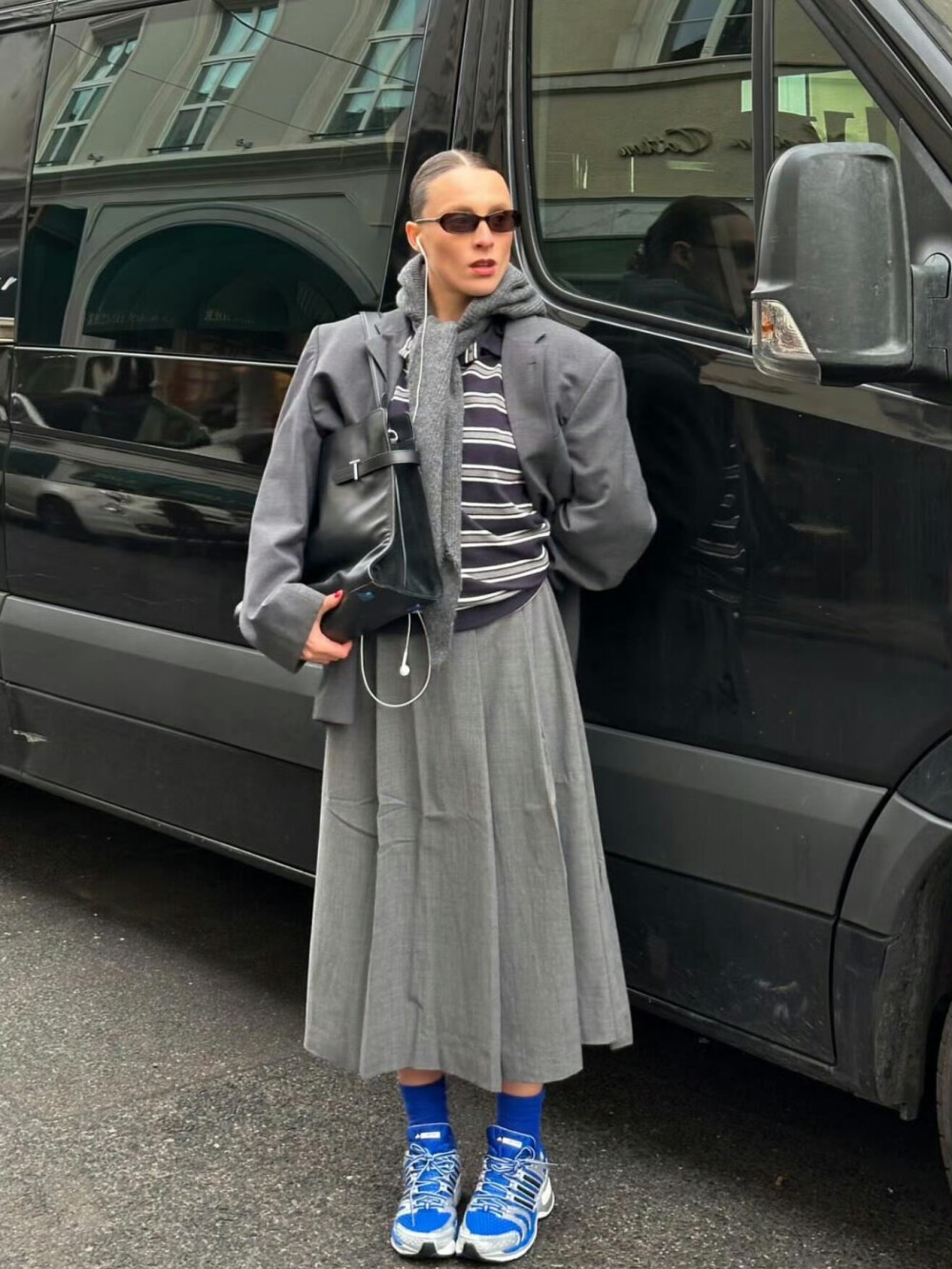 BY爱喝可乐的古娜小姐