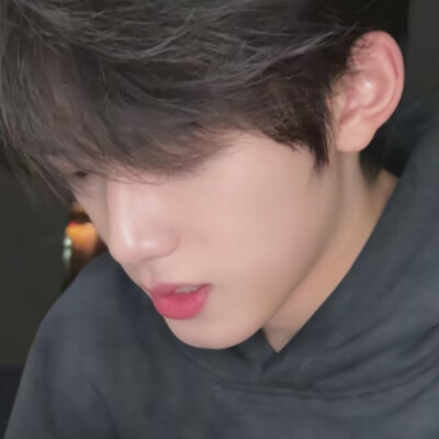 悄悄做个梦给你