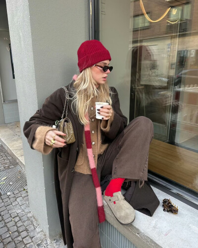 BY爱喝可乐的古娜小姐