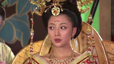 第三十三集 殷桃
杨贵妃秘史 杨玉环