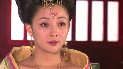 第三十三集 殷桃
杨贵妃秘史 杨玉环
