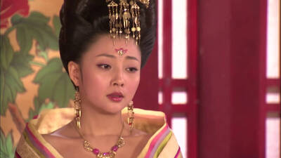 第三十三集 殷桃
杨贵妃秘史 杨玉环