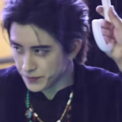 冷雨夜我不想归家