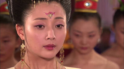 第三十三集 殷桃
杨贵妃秘史 杨玉环