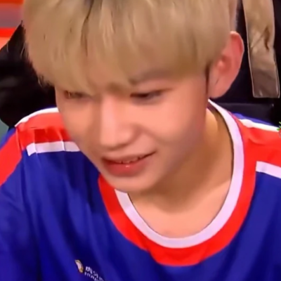 一步一步走过昨天你的孩子气