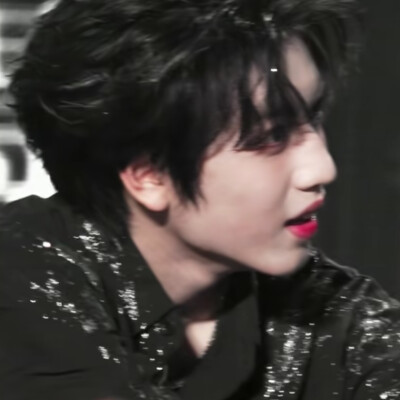 属于媚骨天成了