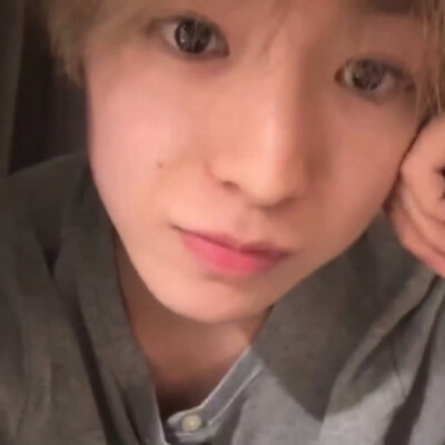 你好像知道你自己很可爱呀