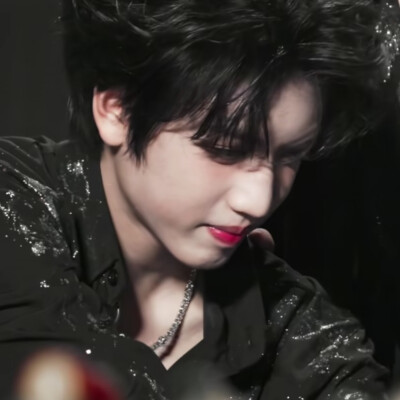 属于媚骨天成了