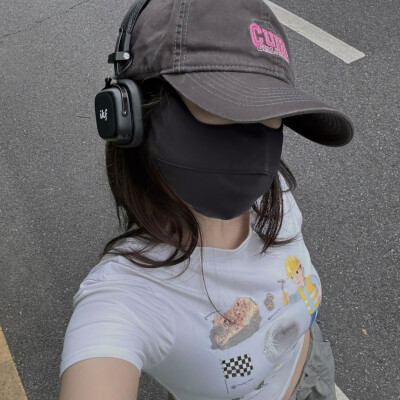 〆 一本书，慢阅，细阅，跳阅，重阅，但结果不变。