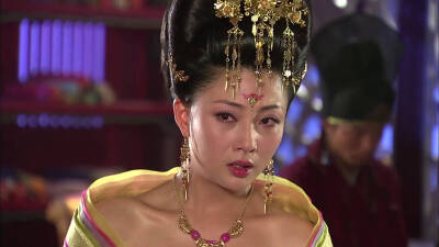 第四十一集 殷桃
杨贵妃秘史 杨玉环