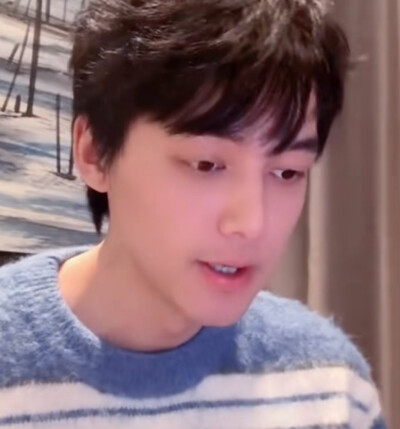 谁有人脉去跟张呈说说治疗一下斜视，我第一次要拯救斜视患者