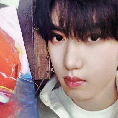 求张桂源给我一个准确的自拍水平