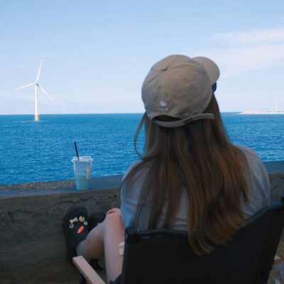 〆 躲起来吧，反正我不想看见你。